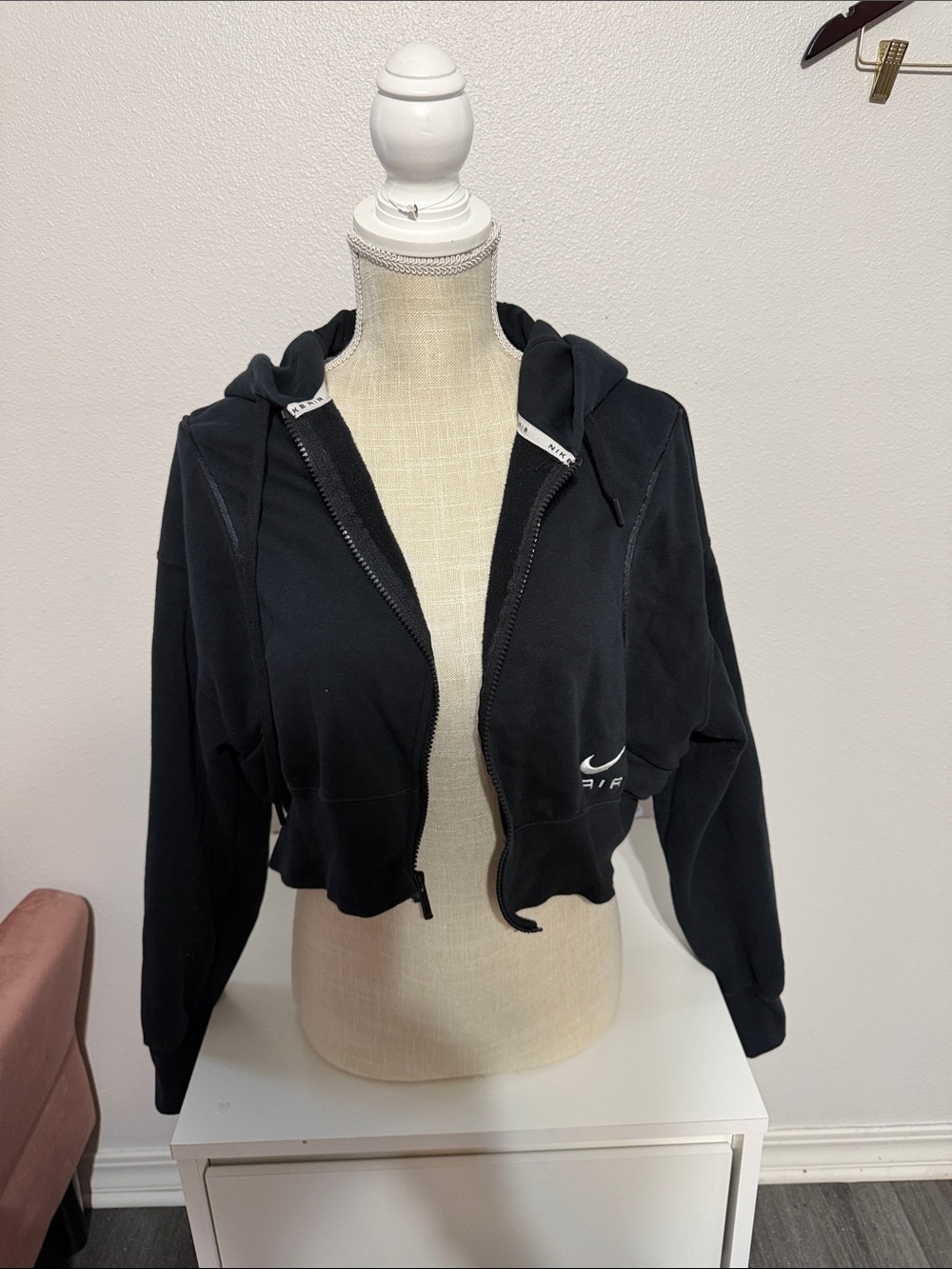 Nike Black Cropped Zip-Up Hoodie with Hood